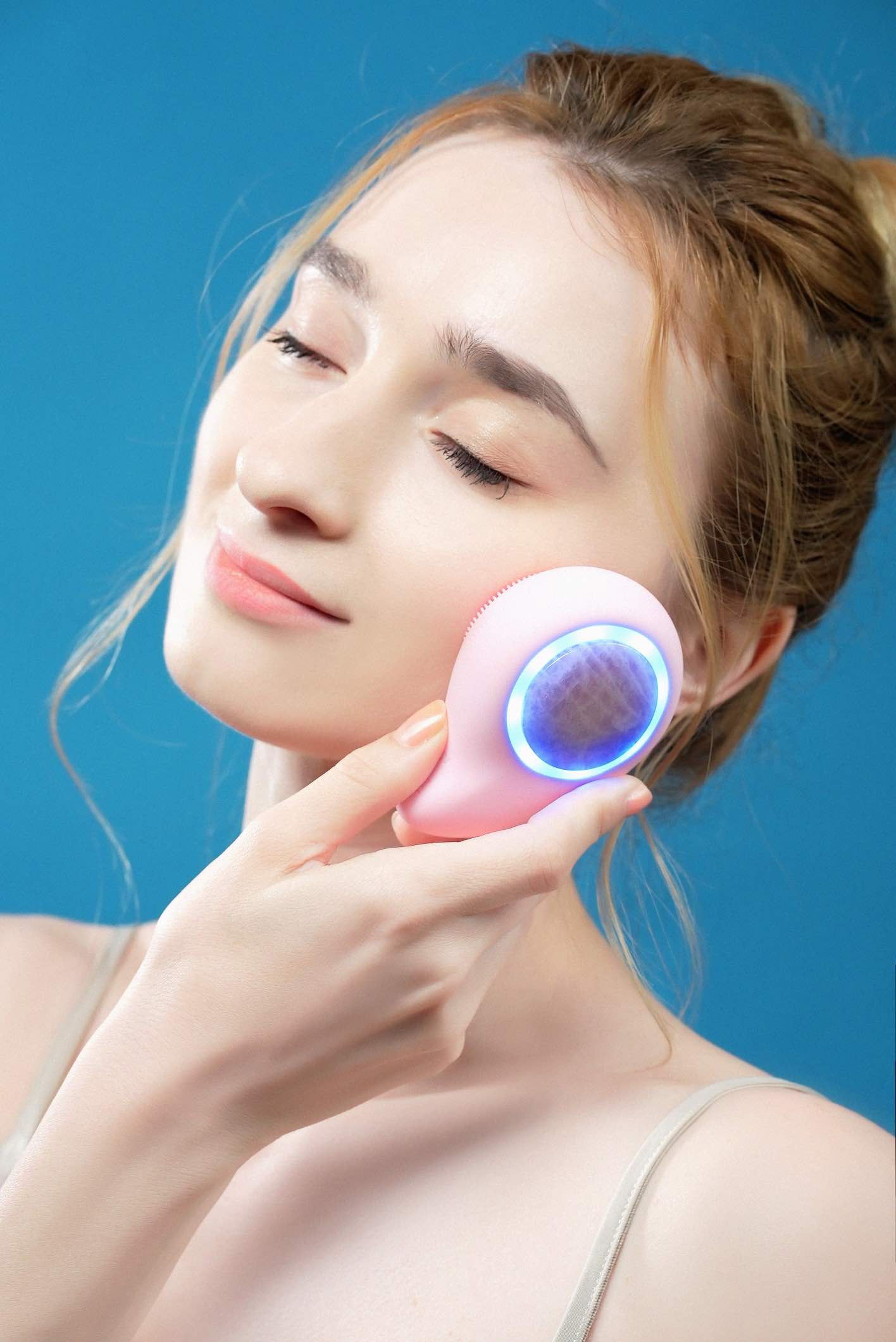 L-Clear Facial Cleansing Brush FLC901